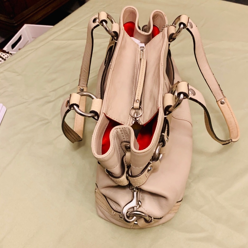 Authentic Coach Satchel - Picture 8 of 12